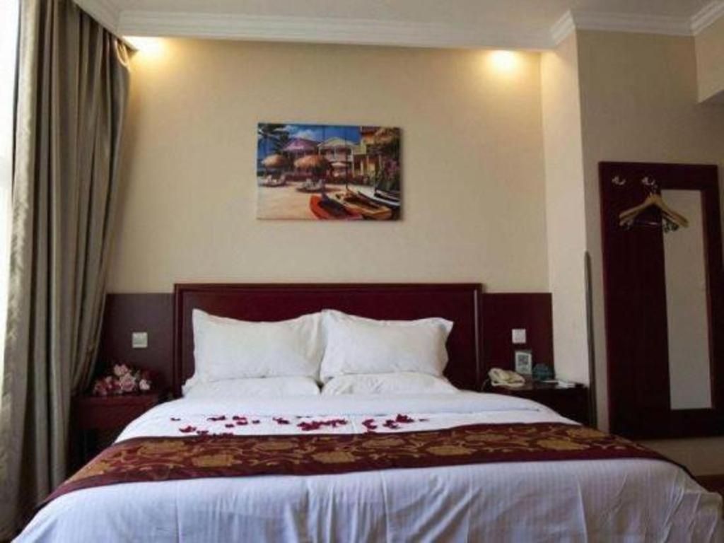 Greentree Inn Shanghai Hongqiao Hub Convention Center Jinghua Road Shell Hotel Exterior photo